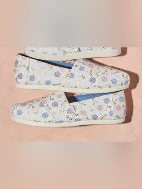 Toms 9.5 Alpargata Classic Egret Dragonflies Print